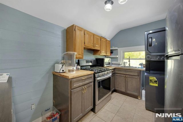 460 Orchard Street 2, Englewood, NJ 07631