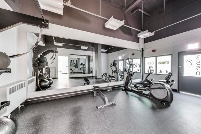 3550 N Lake Shore Drive 228, Chicago, IL 60657