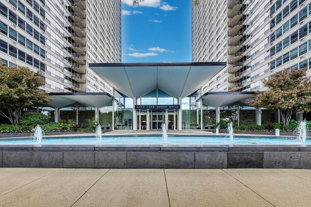 3550 N Lake Shore Drive 228, Chicago, IL 60657