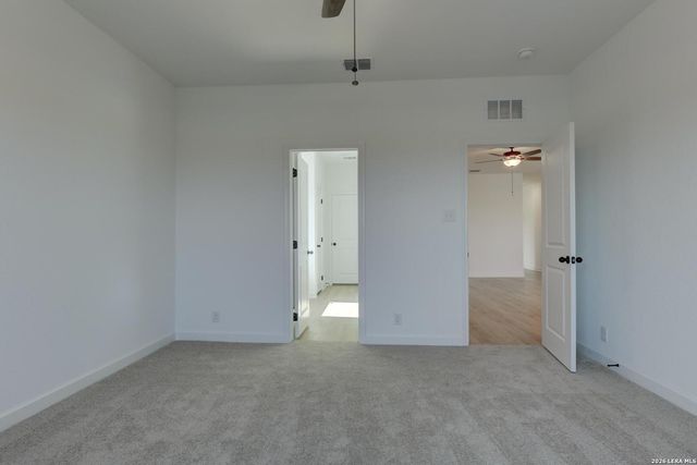 128 Peeps Ct., Adkins, TX 78101