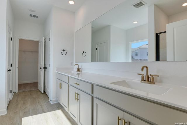 128 Peeps Ct., Adkins, TX 78101