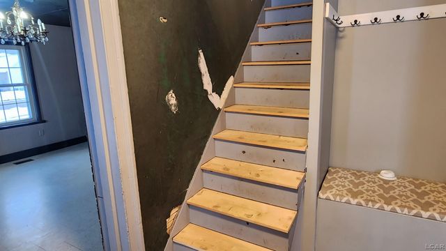 416 E Logan Street, Tecumseh, MI 49286