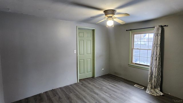 416 E Logan Street, Tecumseh, MI 49286