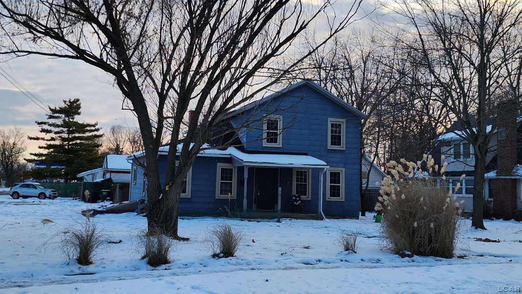 416 E Logan Street, Tecumseh, MI 49286