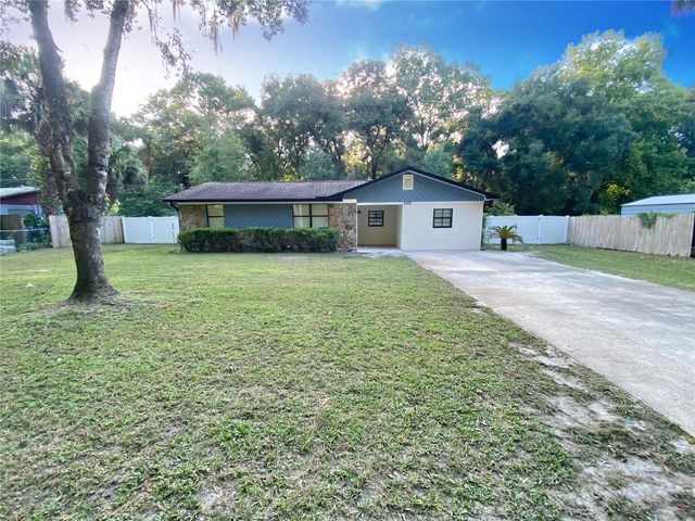 2922 NE 6TH AVENUE, Ocala, FL 34479