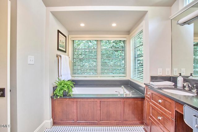 2721 Dogwood Road, Durham, NC 27705