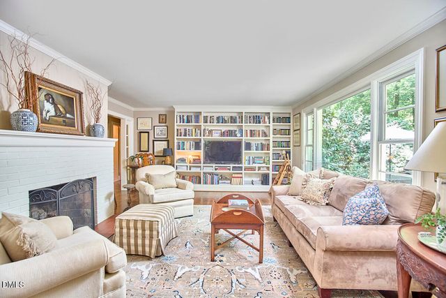 2721 Dogwood Road, Durham, NC 27705