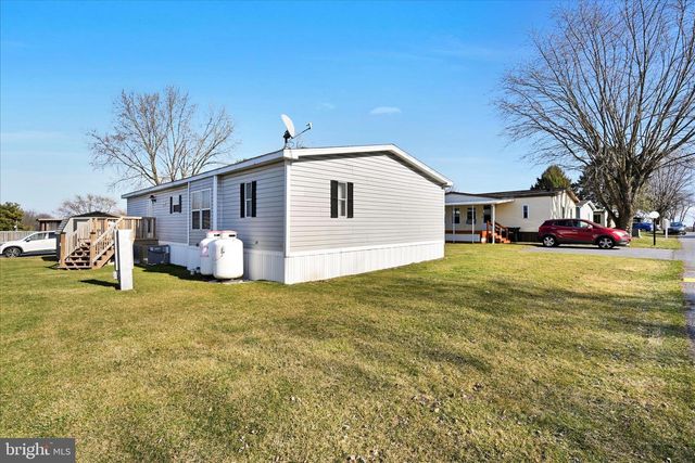 156 NORTHCREST ACRES, Lebanon, PA 17046