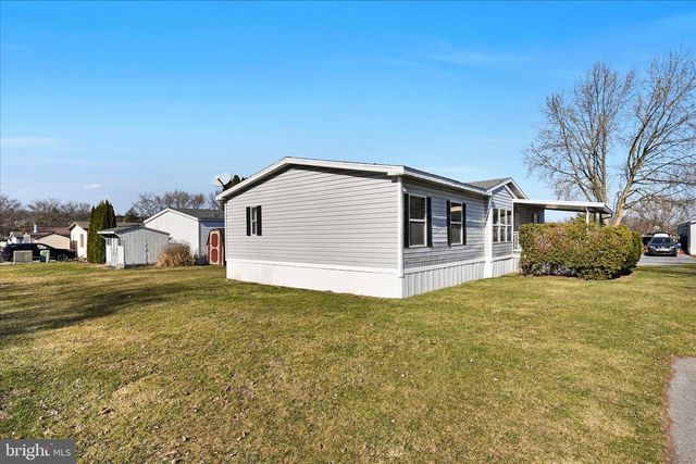 156 NORTHCREST ACRES, Lebanon, PA 17046