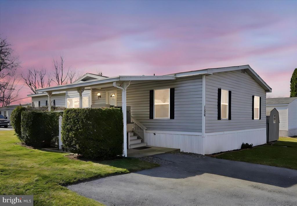 156 NORTHCREST ACRES, Lebanon, PA 17046