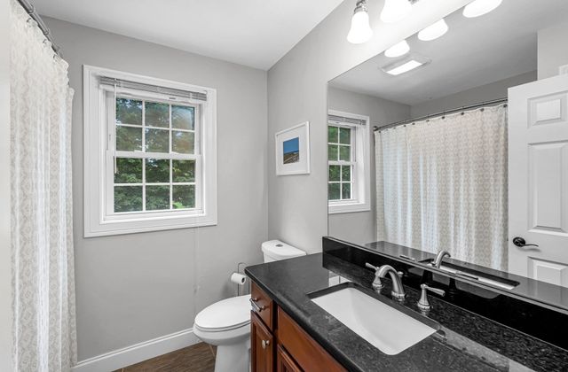 437 Porter Rd, East Longmeadow, MA 01028