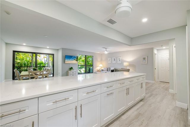 5117 Sea Bell RD E109, Sanibel, FL 33957