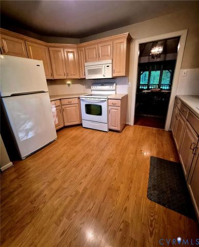 4099 Doe Run Rd, North Prince George, VA 23860