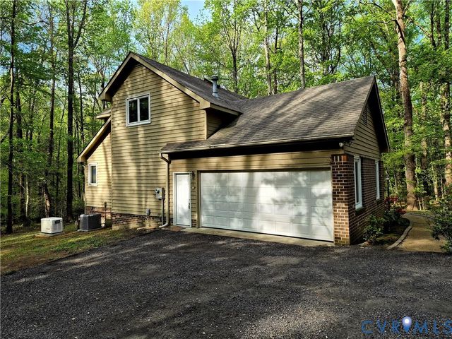 4099 Doe Run Rd, North Prince George, VA 23860