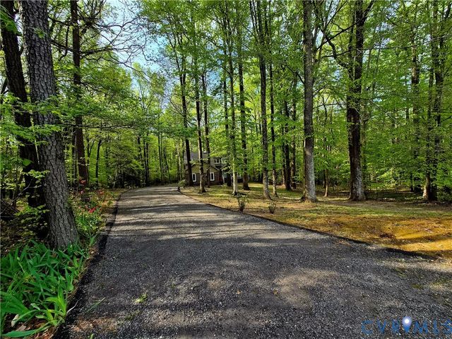 4099 Doe Run Rd, North Prince George, VA 23860