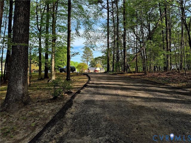 4099 Doe Run Rd, North Prince George, VA 23860