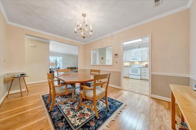 4865 Glen Ivy LN APT 208, Roanoke, VA 24018