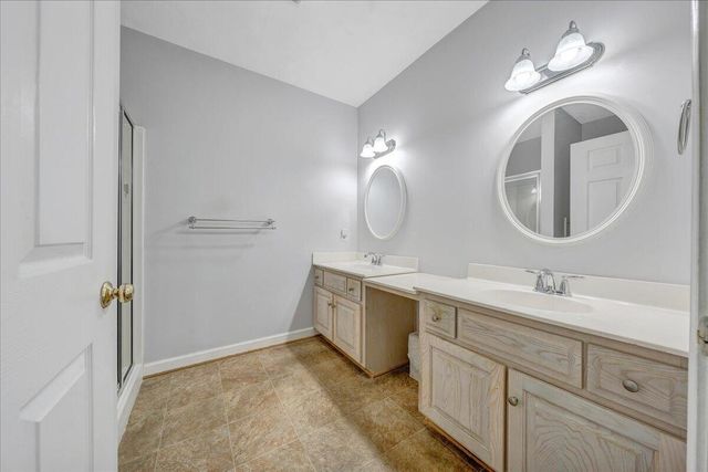 4865 Glen Ivy LN APT 208, Roanoke, VA 24018