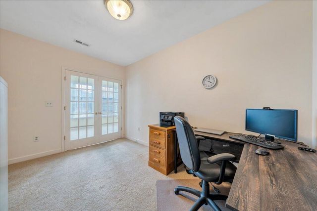 4865 Glen Ivy LN APT 208, Roanoke, VA 24018