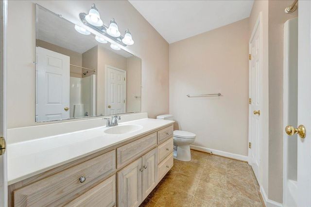 4865 Glen Ivy LN APT 208, Roanoke, VA 24018