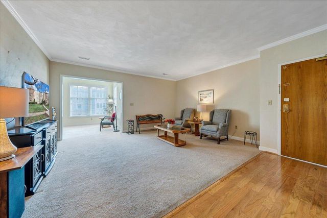 4865 Glen Ivy LN APT 208, Roanoke, VA 24018