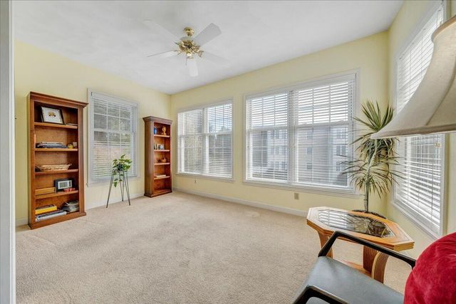 4865 Glen Ivy LN APT 208, Roanoke, VA 24018