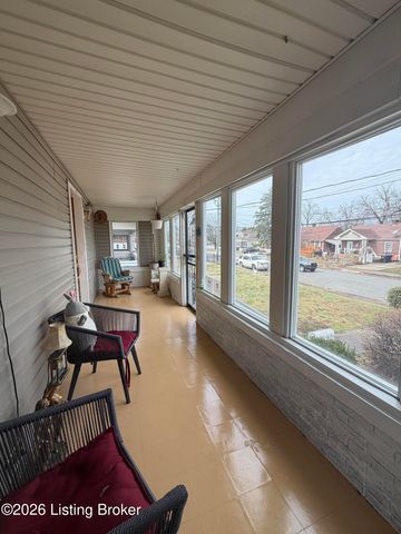 1052 Bluegrass Ave, Louisville, KY 40215