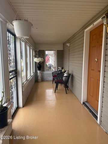 1052 Bluegrass Ave, Louisville, KY 40215