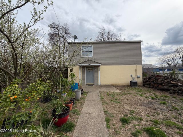 1052 Bluegrass Ave, Louisville, KY 40215