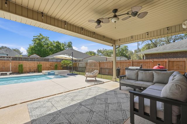 38 Marlborough Road, Shalimar, FL 32579