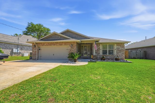 38 Marlborough Road, Shalimar, FL 32579