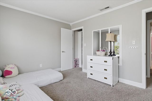 4366 Round Lake Bend, Indianapolis, IN 46234