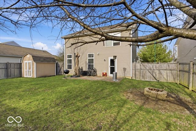 4366 Round Lake Bend, Indianapolis, IN 46234