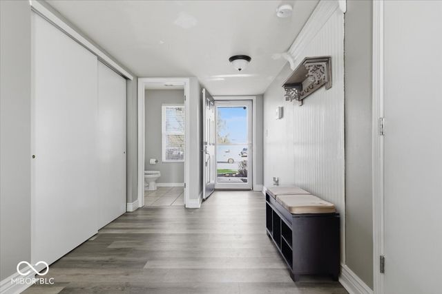 4366 Round Lake Bend, Indianapolis, IN 46234