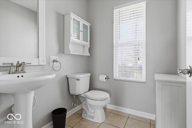 4366 Round Lake Bend, Indianapolis, IN 46234