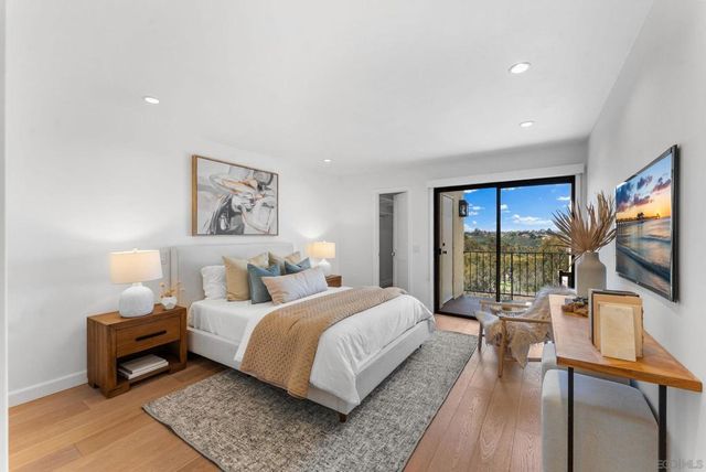 3127 Vista Rica, Carlsbad, CA 92009