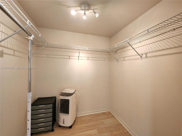 2025 NE 164th Street 503, North Miami Beach, FL 33162