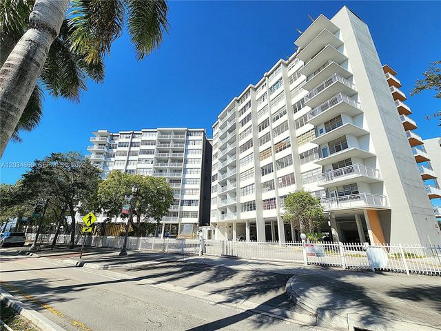 2025 NE 164th Street 503, North Miami Beach, FL 33162