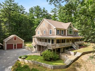 17 Baltzer Dr, Pembroke, MA 02359