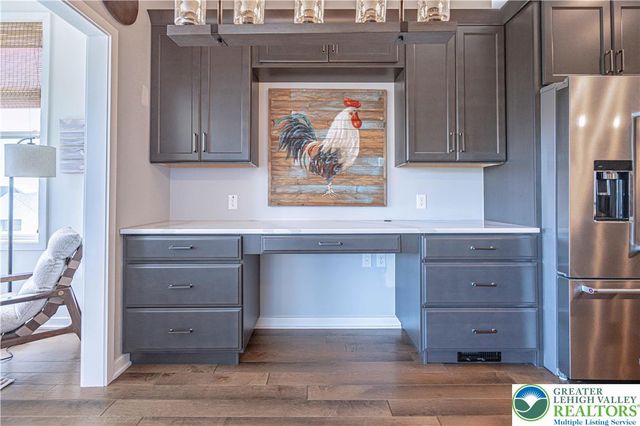 1799 Franklin Way, South Whitehall Twp, PA 18104