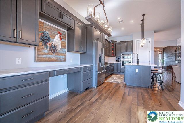 1799 Franklin Way, South Whitehall Twp, PA 18104