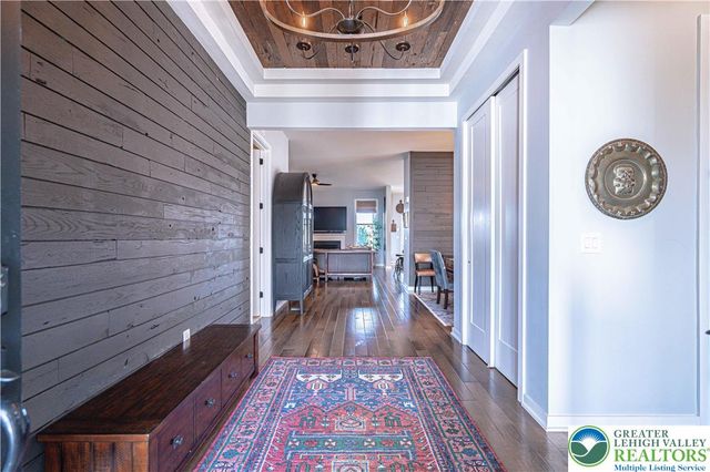 1799 Franklin Way, South Whitehall Twp, PA 18104