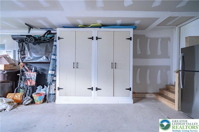 1799 Franklin Way, South Whitehall Twp, PA 18104