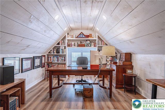 1799 Franklin Way, South Whitehall Twp, PA 18104