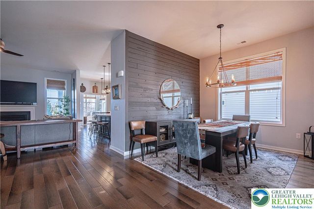 1799 Franklin Way, South Whitehall Twp, PA 18104