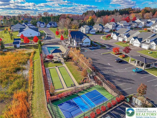 1799 Franklin Way, South Whitehall Twp, PA 18104