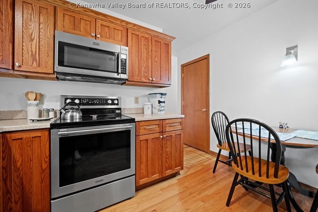 814 Sweet Acres Drive, St Albans, WV 25177