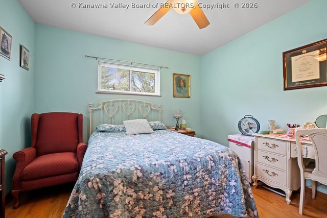 814 Sweet Acres Drive, St Albans, WV 25177