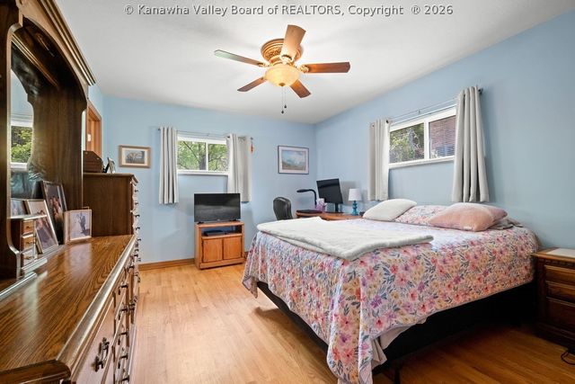 814 Sweet Acres Drive, St Albans, WV 25177