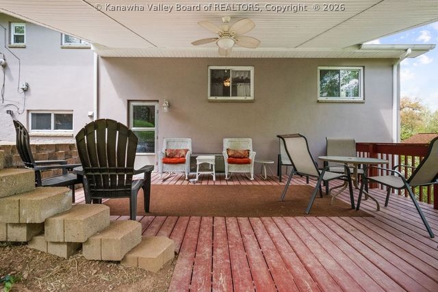 814 Sweet Acres Drive, St Albans, WV 25177